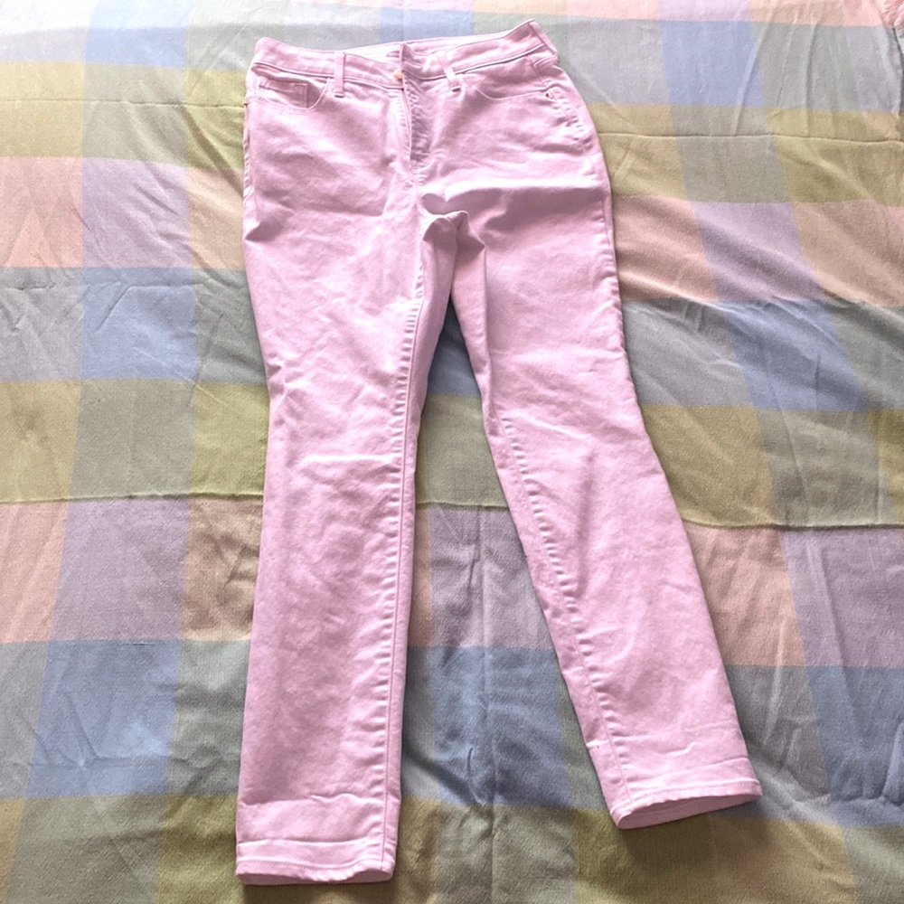 Women’s white jeans